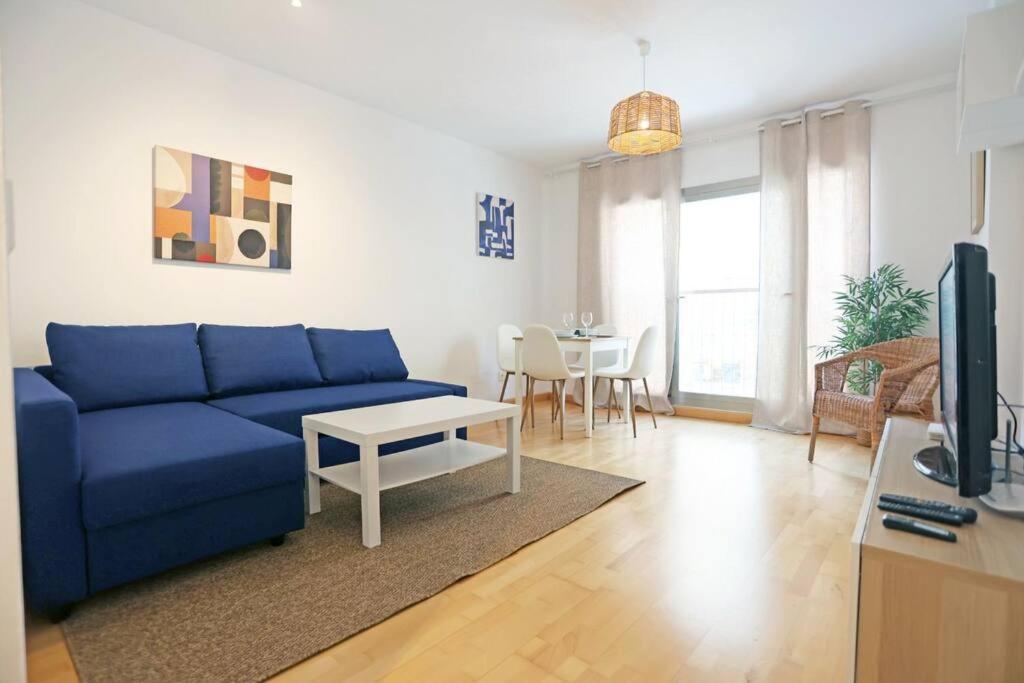 Casa Fenicia - Cosy Apartment With Free Private Parking マラガ エクステリア 写真
