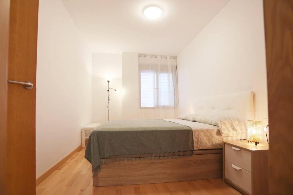 Casa Fenicia - Cosy Apartment With Free Private Parking マラガ エクステリア 写真